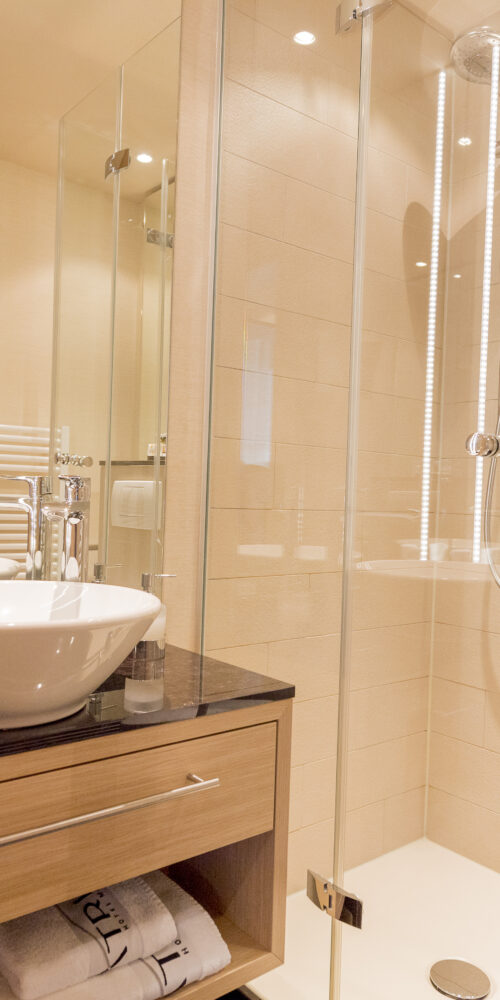 Badezimmer im Comfort Zimmer