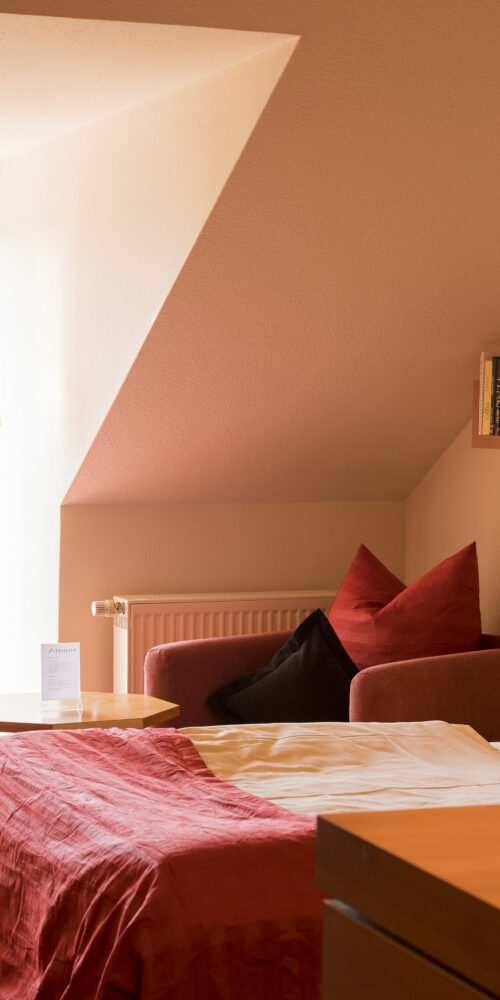 Comfort Apartment in unserem Residenzgebäude mit Blick aus der Dachgaube